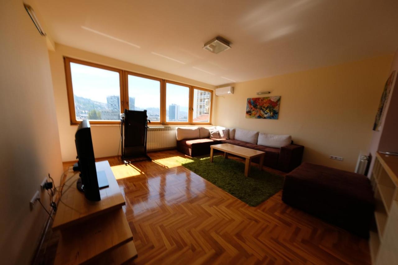 Awesome Panorama Penthouse - Free Parking And Balcony Apartment Sarajevo Bagian luar foto
